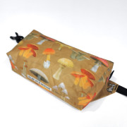 Ledvinka High Tail Designs Fanny Pack Botany Poster