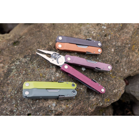 Multitool Leatherman Rebar Box