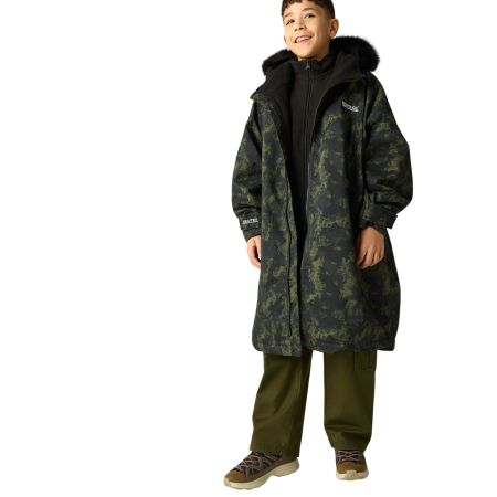 Dětský nepromokavý kabát Regatta Junior Waterproof Changing Robe Pro Bark Green