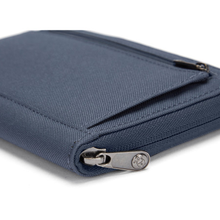 Peněženka Pacsafe RFIDsafe compact travel organizer