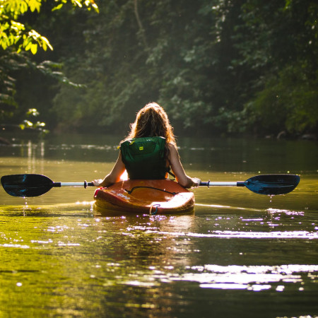 Jedeméé na vodu – vybavte se na vaše vodácká dobrodružství od A do Z