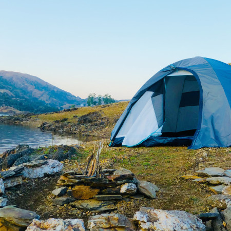 Prázdninový výprodej stanů - slevy až 55 % + DORUČENÍ ZDARMA na výdejní místa DPD