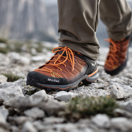  TURISTICKÁ OBUV - 750 modelů od 38 značek, vše skladem