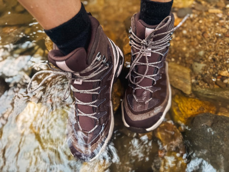TEST: Salomon Quest Echo Gore-Tex – lehké boty na vícedenní túry inspirované trailovým během