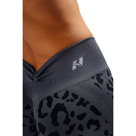 Dámské kraťasy Nebbia Push-Up Compression Leopard Shorts Primal