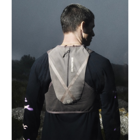 Běžecká vesta Salomon Gravel Skin 4