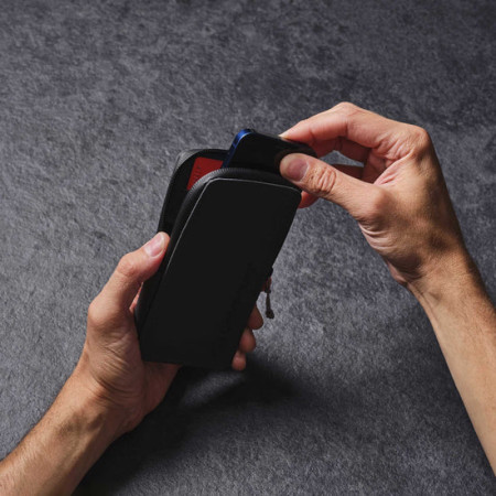 Pouzdro na doklady LifeVenture RFID Phone Wallet