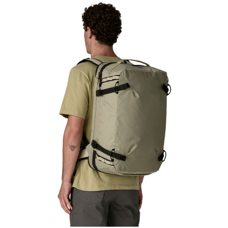 Cestovní batoh Patagonia Black Hole MLC 45l