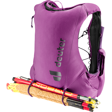 Běžecká vesta Deuter Traick 9 SL