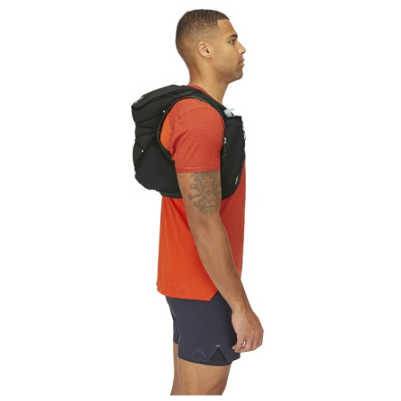 Běžecká vesta Rab Veil 12