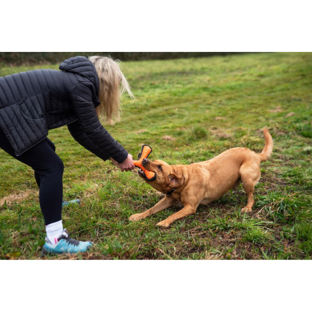 Hračka pro psa Mountain Paws Rubber Throw Dog Toy