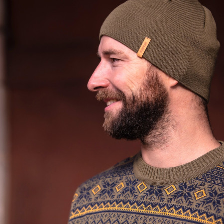 Pletená merino čepice Kama A02