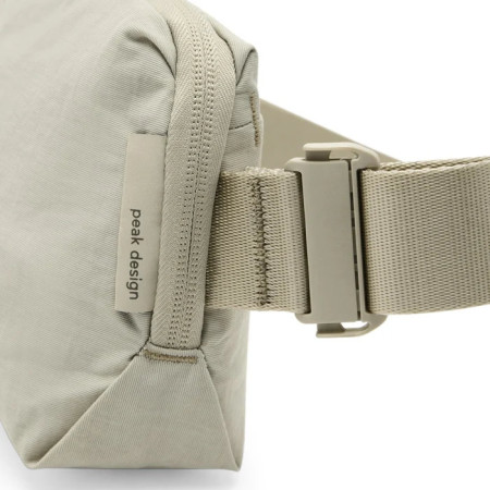 Taška přes rameno Peak Design City Sling 2L