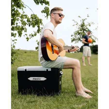 Kompresorová chladnička Mestic Compressor MCCA-42 AC / DC