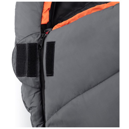 Spacák Loap Illimani