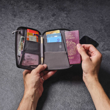 Pouzdro na doklady LifeVenture Rfid Mini Travel Wallet