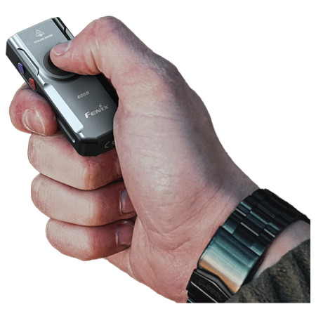 Kapesní baterka Fenix E06R