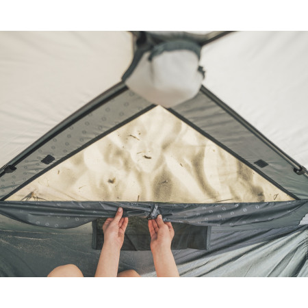 Plážový stan Outwell Compton Beach Shelter