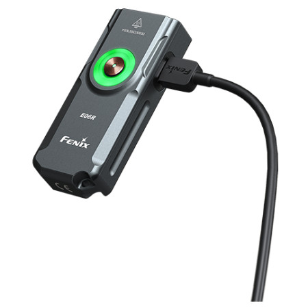 Kapesní baterka Fenix E06R