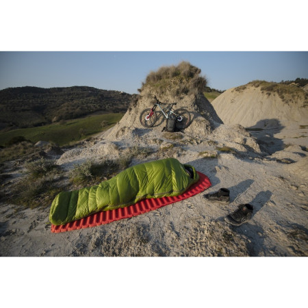 Péřový spacák Pinguin Lava 350 195 cm