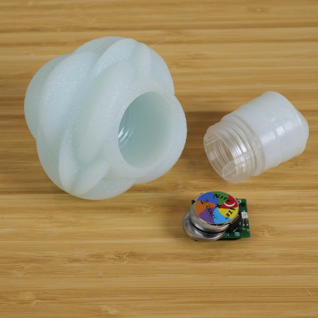 Hračka pro psa Nite Ize GlowStreak Wild LED Ball