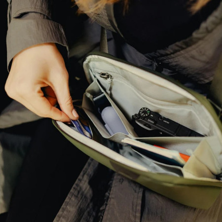 Taška přes rameno Peak Design Travel Crossbody 3L