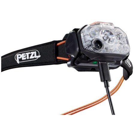 Výkonná čelovka Petzl Swift RL