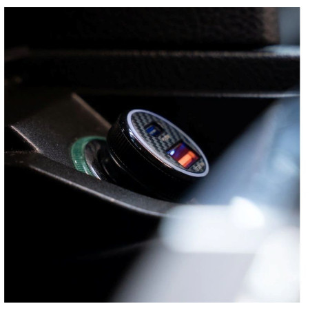 Adaptér Swissten Mini Car Charger USB-C PD + USB-A, 20W + cabel USB-C / USB-C, 1 m