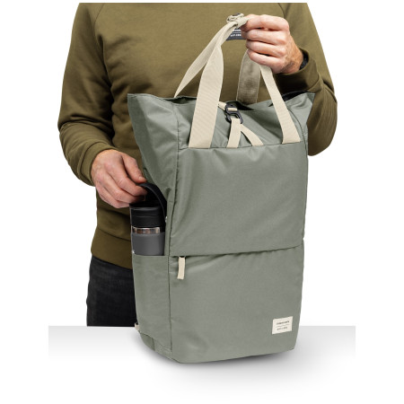 Batoh Hannah Charm 22