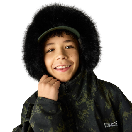 Dětský nepromokavý kabát Regatta Junior Waterproof Changing Robe Pro Bark Green