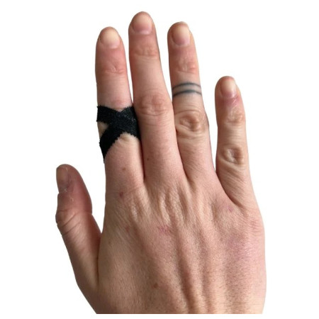 Tejpovací páska FrictionLabs Athletic Finger Tape