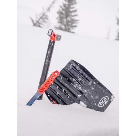 Lopata Backcountry Access Dozer 2H-S Shovel Black/Red