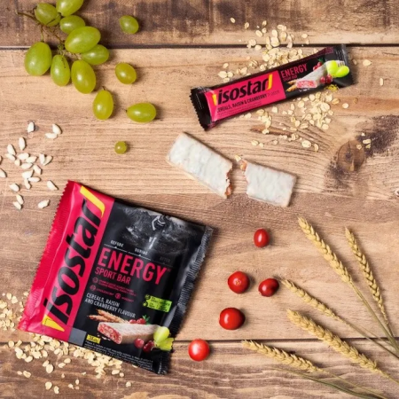 Energetické tyčinky Isostar Sport energy bar brusinka 40g