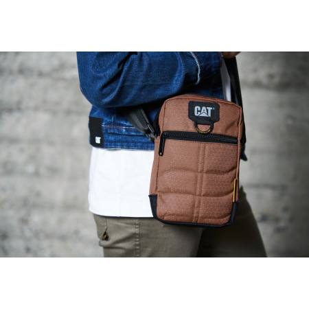 Taška přes rameno Caterpillar Millennial Classic Rodney