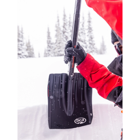 Lopata Backcountry Access Dozer 2H-S Shovel Black/Red