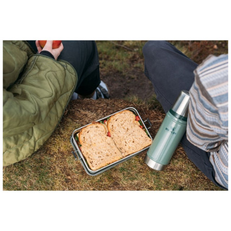Box na jídlo Stanley The useful Classic Box 1350 ml