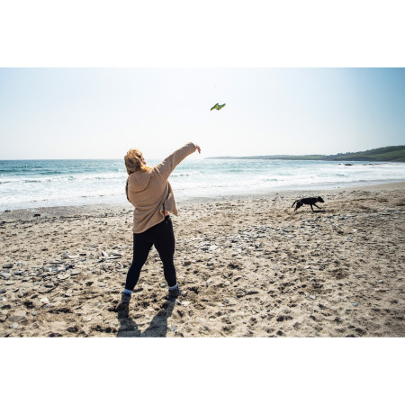 Hračka pro psa Mountain Paws Rubber Bone Dog Toy