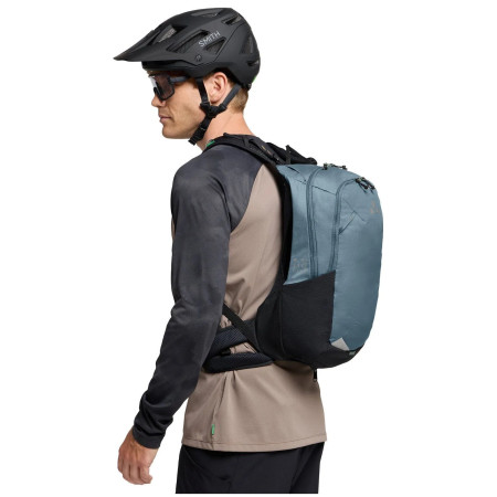 Cyklistický batoh Vaude Trailvent 15
