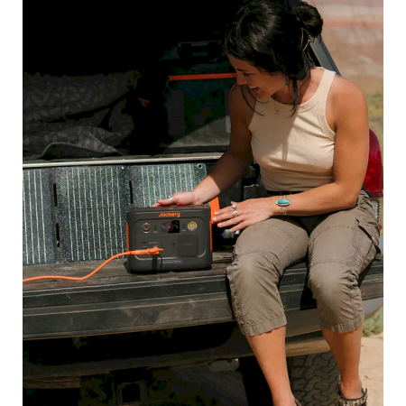 Solární set Jackery Explorer 300 Plus + SolarSaga 40W Mini