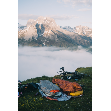 Péřový spacák Cumulus X-Lite 200